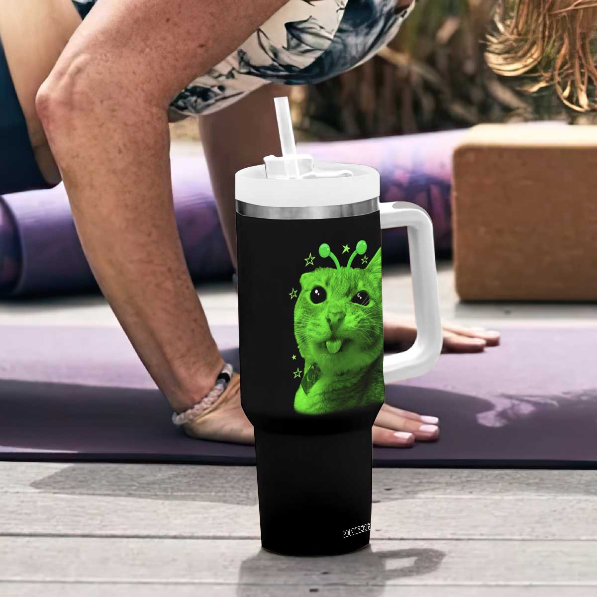 Funny Alien Cat Meme Retro Y2K Vintage Space Kitty Tumbler With Handle