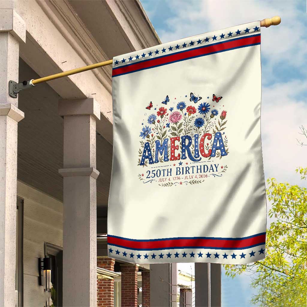 Floral 250th Anniversary Patriotic Garden Flag Wildflower Independence Day 250 Years Birthday 1776 2026 TS10 Modern Beige Red Print Your Wear