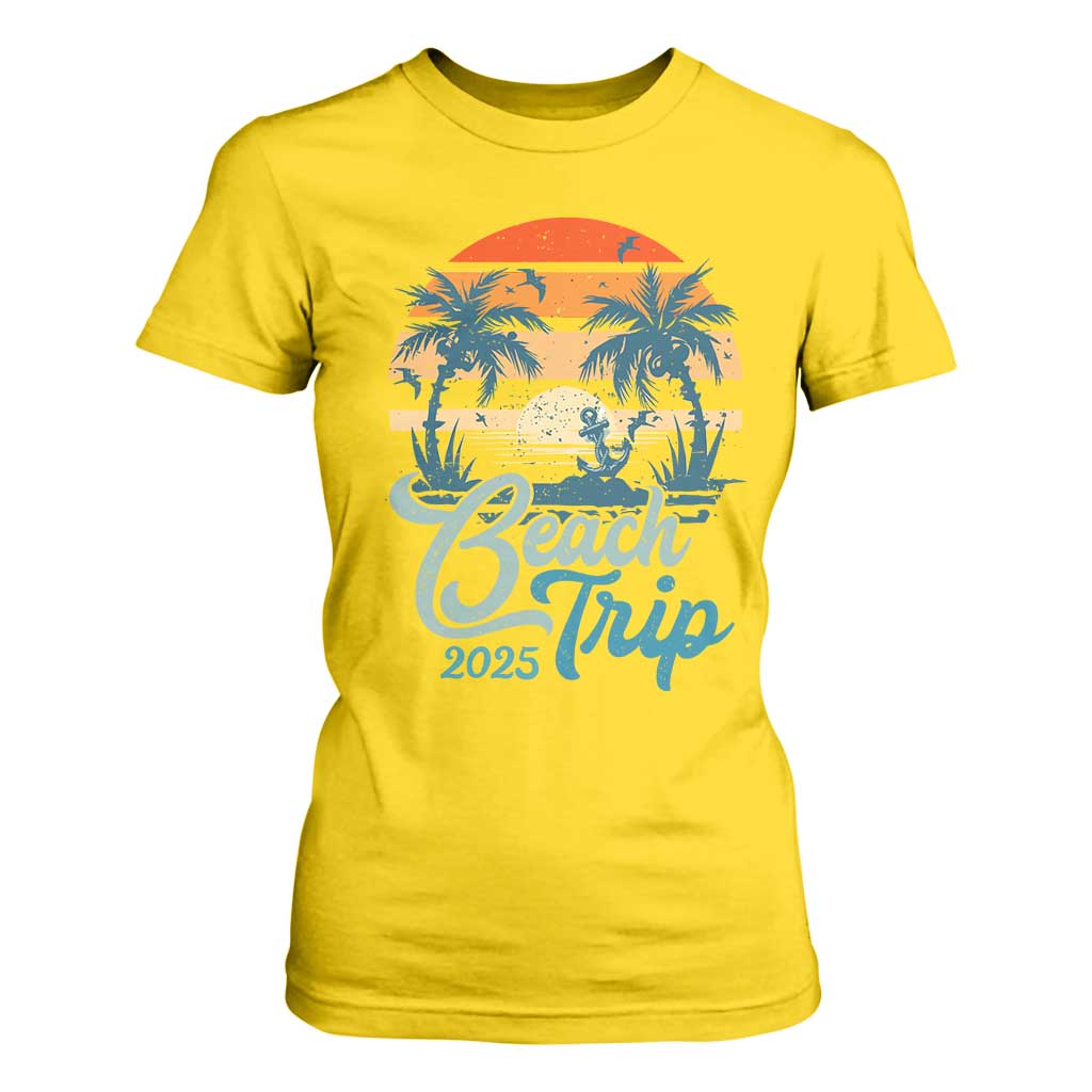 Beach Trip 2025 T Shirt For Women Summer Vacation Vintage 70's Retro TS10 Daisy Print Your Wear