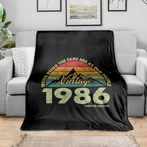 40th Birthday Throw Blanket Vintage 1986 Weird Being the Same Age as Old People 40 Year Old Gift