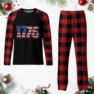 Distressed Faux Patchwork 1776 USA Flag Plaid Pajama Set Vintage Effect Printing Patriotic Graphic 4th Of July Independence Day