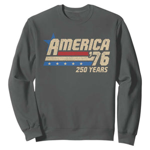 250th Anniversary USA Sweatshirt America Retro 250 Years 1776 2026