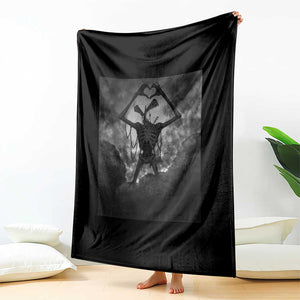 Siren Head Throw Blanket Horror Poster Halloween Supernatural American Cryptid - Print Your Wear