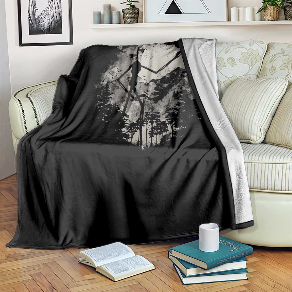 Siren Head Throw Blanket Retro Vintage American Cryptid Mountain Trees TS10 Print Your Wear
