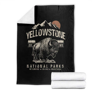 Vintage Yellowstone National Park Throw Blanket Retro Bison Nature Wildlife Forest TS10 Black Print Your Wear