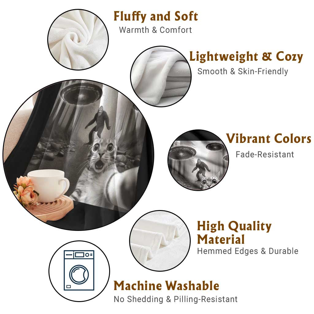 Cat Selfie With Bigfoot UFO Throw Blanket Funny Cat Lover Gifts TS10 Print Your Wear