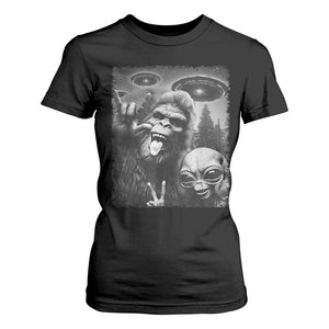 Bigfoot Selfie With Alien T Shirt For Women UFO Funny Sasquatch Rock On Hand Sign TS10 Black Print Your Wear