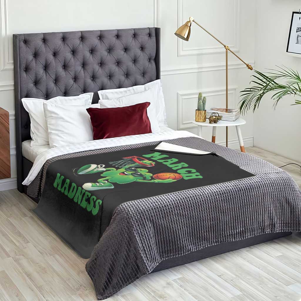 Basketball St Patricks Day Throw Blanket Mad Madness Irish Shamrock Playing Basketball Player Team Boys TS10 Print Your Wear