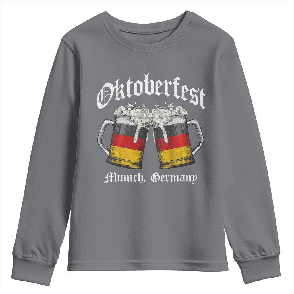 Vintage Oktoberfest Munich Youth Sweatshirt Prost Beer Germany Flag Drinking TS10 Charcoal Print Your Wear