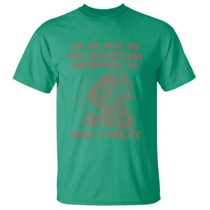 On My Way To The Genderless Bathroom To Take a She/It T Shirt Funny Frog Graphic