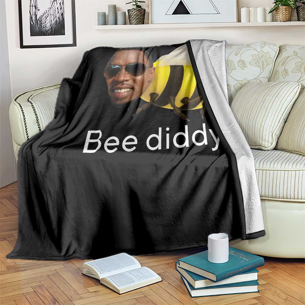 Bee Diddy Throw Blanket Funny Weirdcore Dark Humor Internet Memes Gen-Z TS10 Print Your Wear