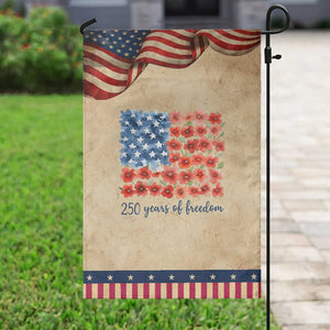 US 250 Years Of Freedom Patriotic Garden Flag Retro Flower American Flag TS11 Vintage Rustic Tan Navy Print Your Wear