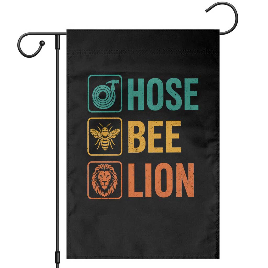 Hose Bee Lion Funny Meme Word Pun Retro Garden Flag