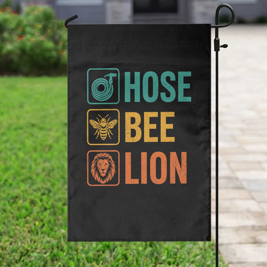 Hose Bee Lion Funny Meme Word Pun Retro Garden Flag