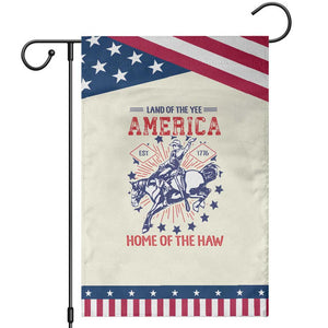 Funny 4th of July Western Cowboy Garden Flag America Land Of The Yee Home Of The Haw TS11 Modern Beige Blue Print Your Wear