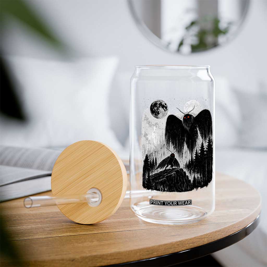 Mothman Howling at Moon 90s Retro Glass Can Funny West Virginia Cryptid