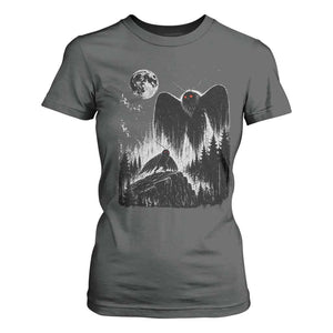 Mothman Howling at Moon 90s Retro T Shirt For Women Funny West Virginia Cryptid