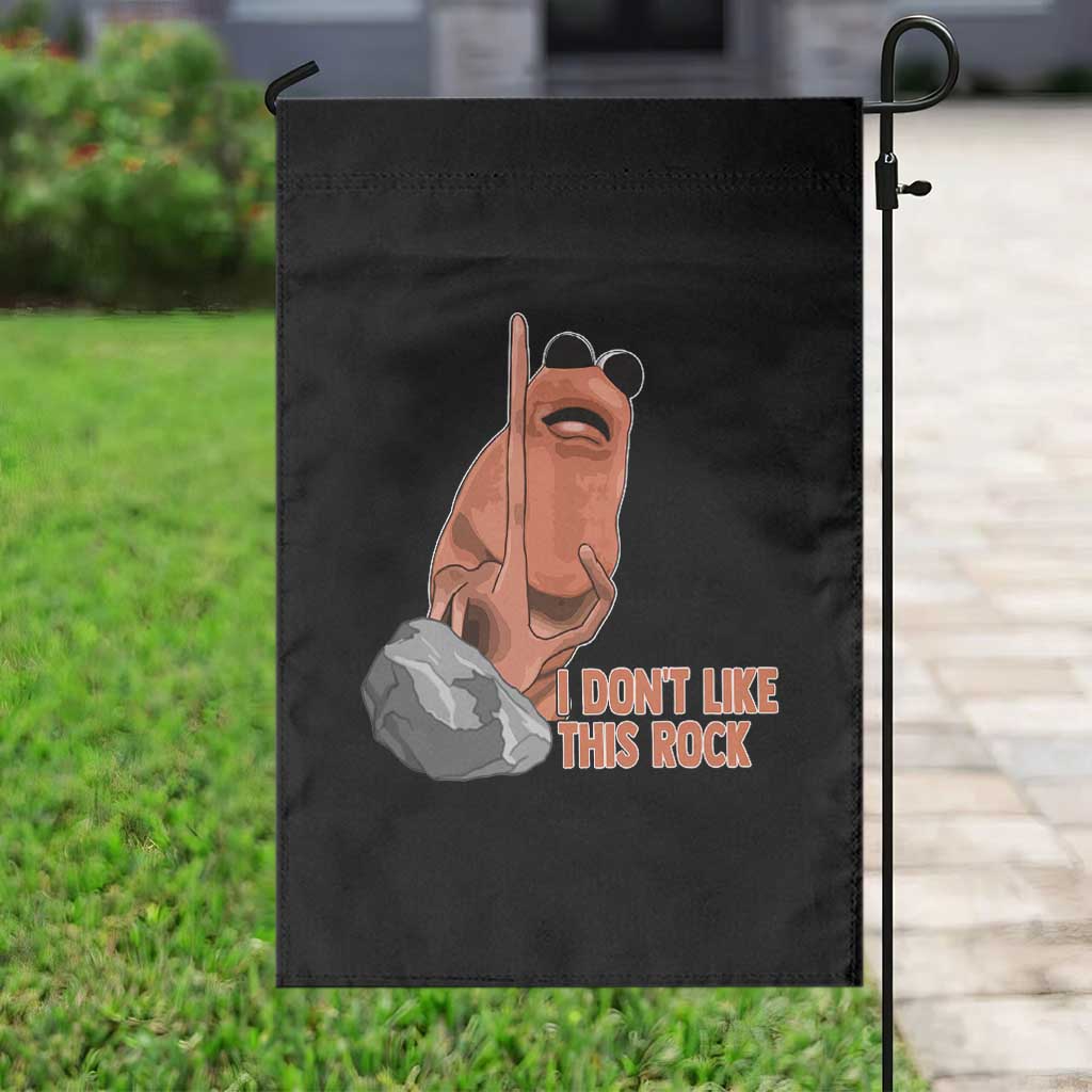 Funny Marcus The Worm Garden Flag I Dont Like This Rock Meme TS11 Print Your Wear