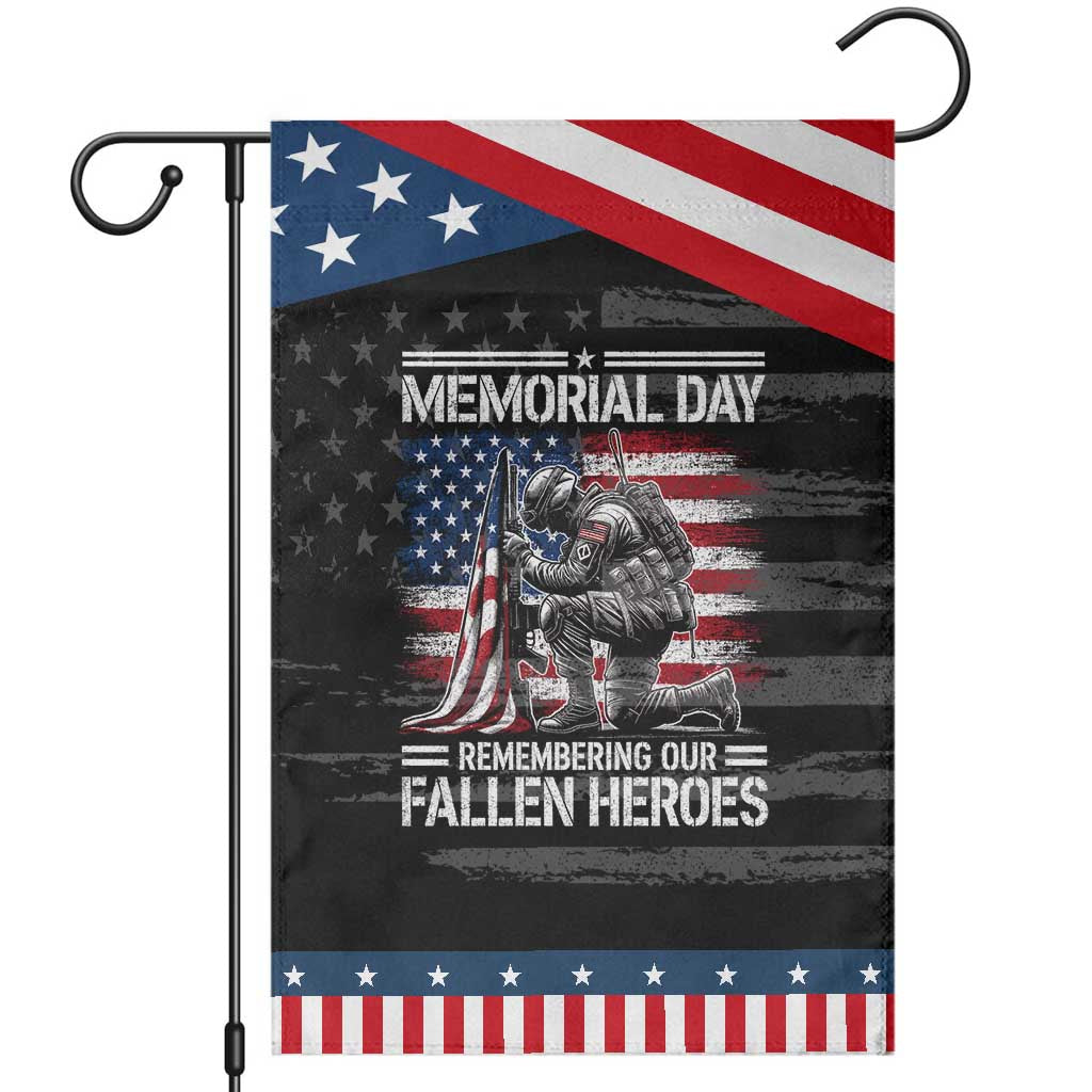 Memorial Day Patriotic Garden Flag Remembering Our Fallen Heroes Veteran Day American Flag TS11 Distressed Black Blue Print Your Wear