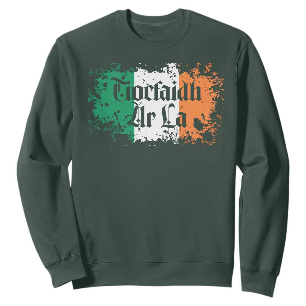 Tiocfaidh Ar La Sweatshirt Vintage Irish Ireland Flag TS11 Dark Forest Green Print Your Wear