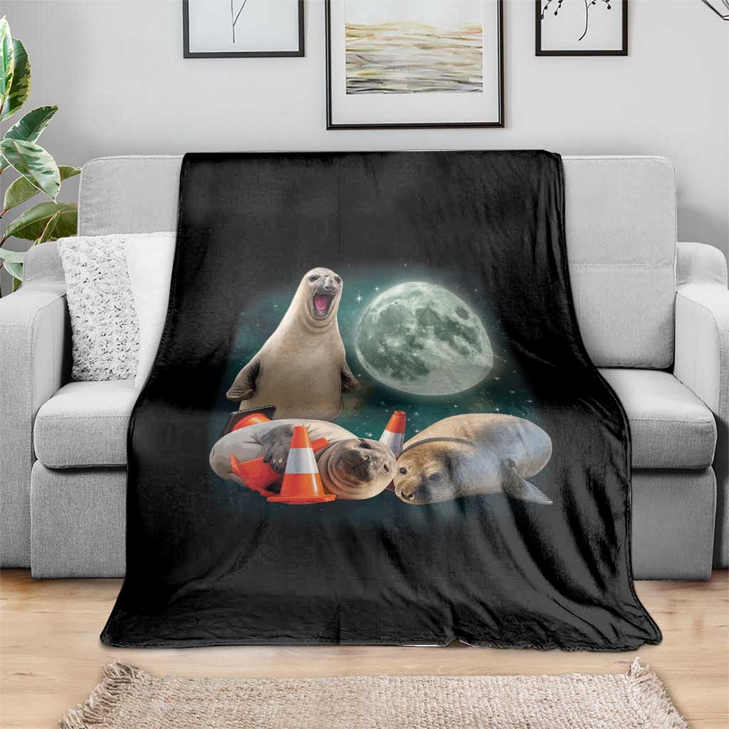 Funny Neil The Seal Howling at Moon 90s Retro Throw Blanket TS11 Print Your Wear