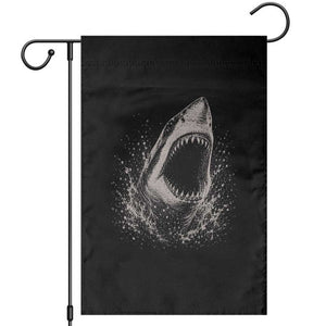 Vintage Great White Shark Jaw Graphic Garden Flag Marine Life Gifts