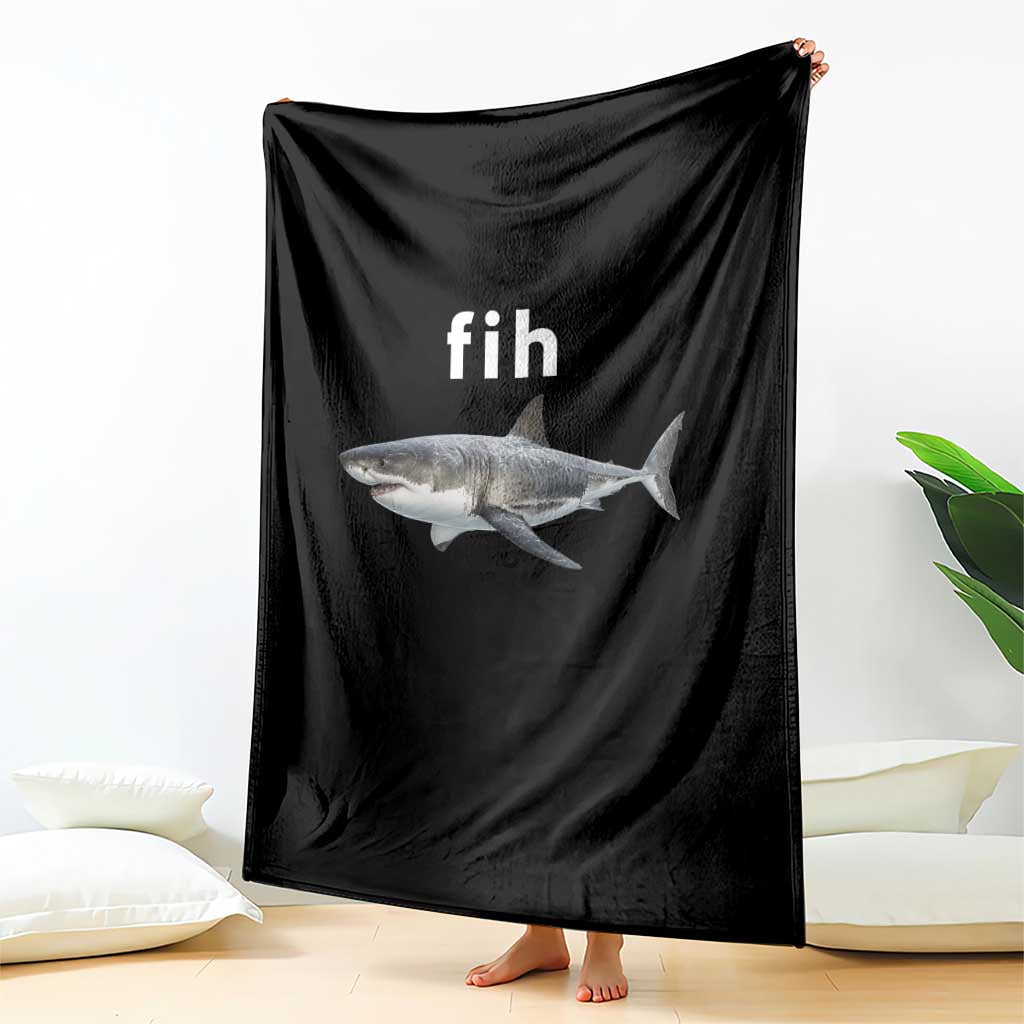 Funny Fih Shark Misspelled Fish Meme Throw Blanket Great White Shark Lover
