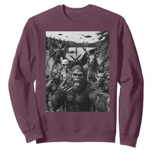 Funny Cryptid Creatures Selfie Sweatshirt Bigfoot Alien Cryptozoology Fantasy Mythical Monsters