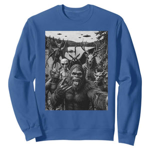 Funny Cryptid Creatures Selfie Sweatshirt Bigfoot Alien Cryptozoology Fantasy Mythical Monsters