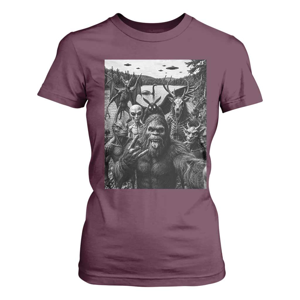 Funny Cryptid Creatures Selfie T Shirt For Women Bigfoot Alien Cryptozoology Fantasy Mythical Monsters