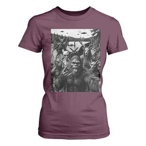 Funny Cryptid Creatures Selfie T Shirt For Women Bigfoot Alien Cryptozoology Fantasy Mythical Monsters