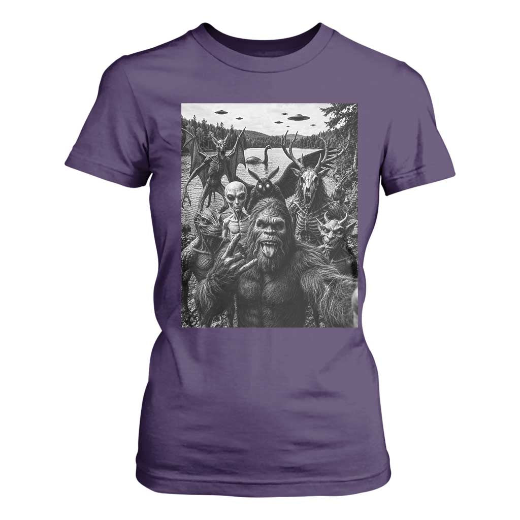 Funny Cryptid Creatures Selfie T Shirt For Women Bigfoot Alien Cryptozoology Fantasy Mythical Monsters