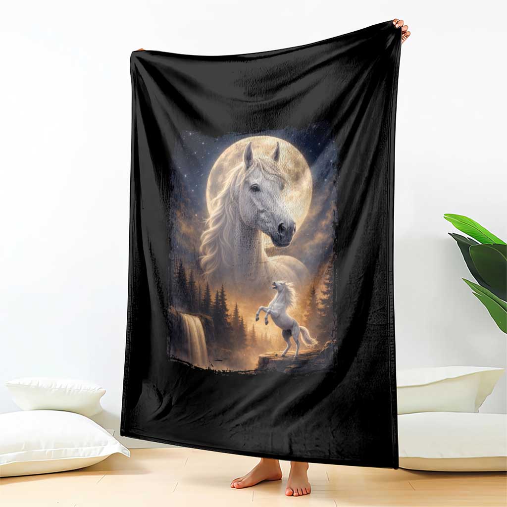 Horse Neighing To The Moon Throw Blanket Vintage 90s Animal Horse Lover Equestrian TS11 Print Your Wear