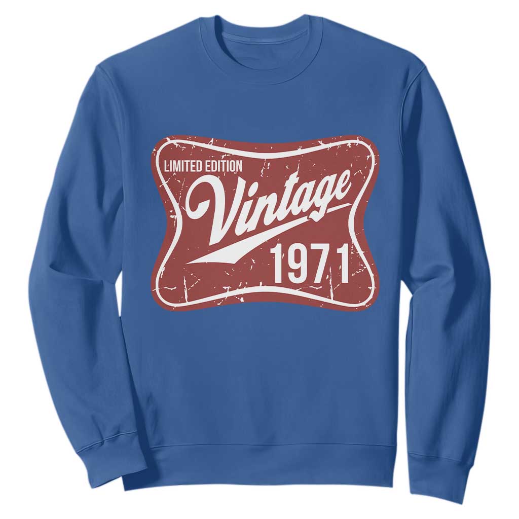 55th Birthday Beer Lover Vintage 1971 Limited Edition Sweatshirt Red Metal Beer Soft Sign Graphic