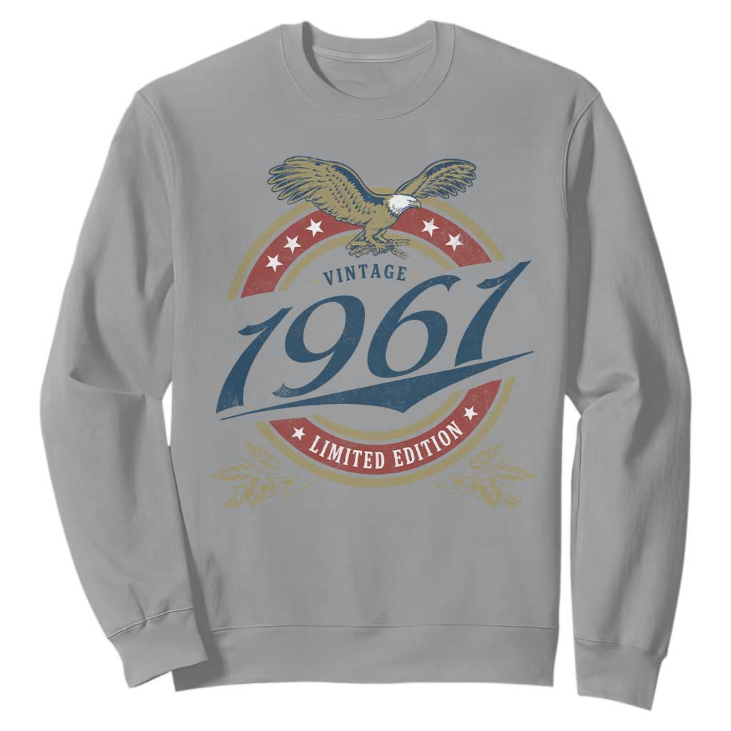 65th Birthday Beer Lover Vintage 1961 Limited Edition Sweatshirt Bald Eagle
