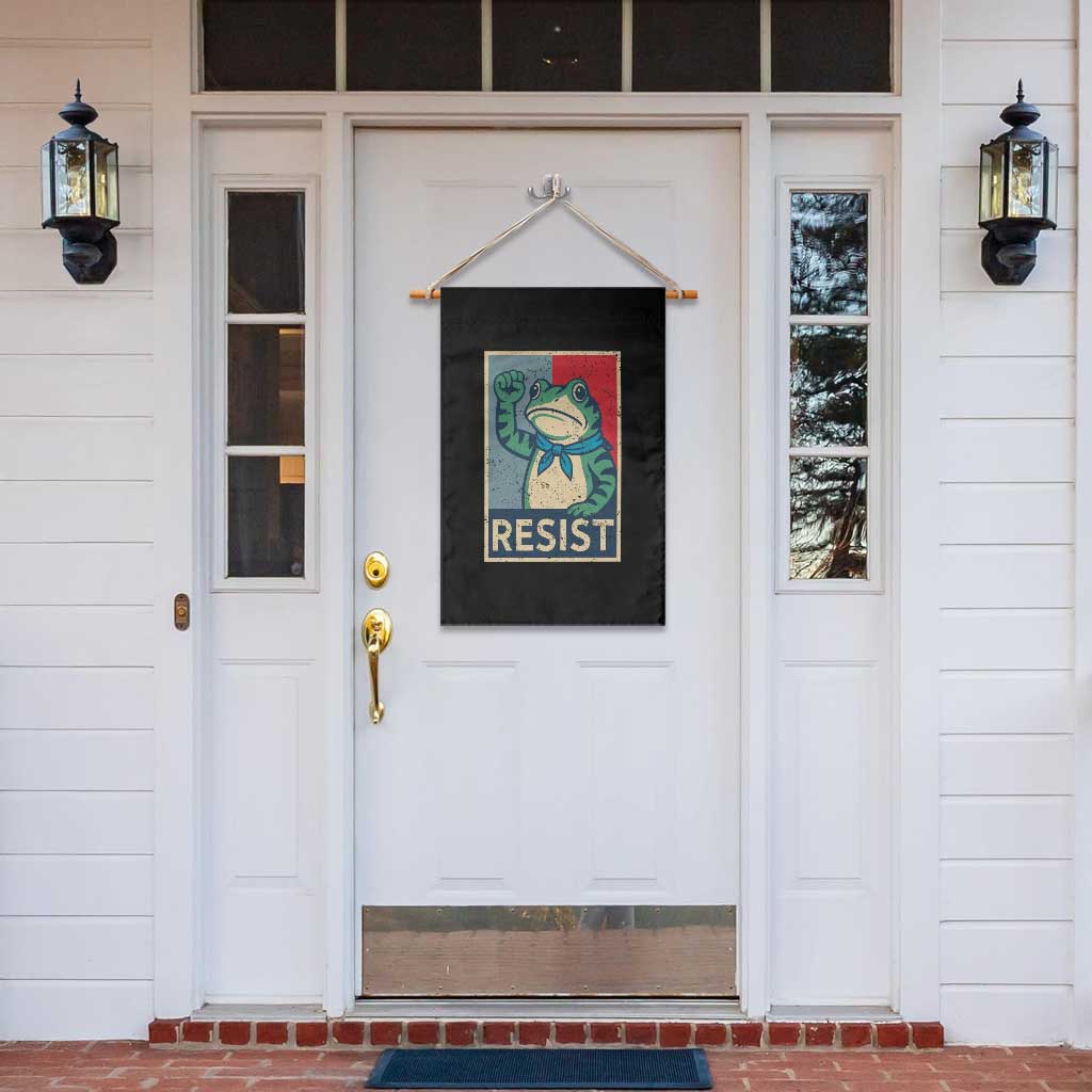 Frog Resist Garden Flag Portland Frog Raised Fist Poster Graphic TS11 Print Your Wear