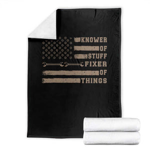 Knower Of Stuff Fixer Of Things Throw Blanket Funny Handyman Dad Husband Vintage American Flag TS11 Black Print Your Wear