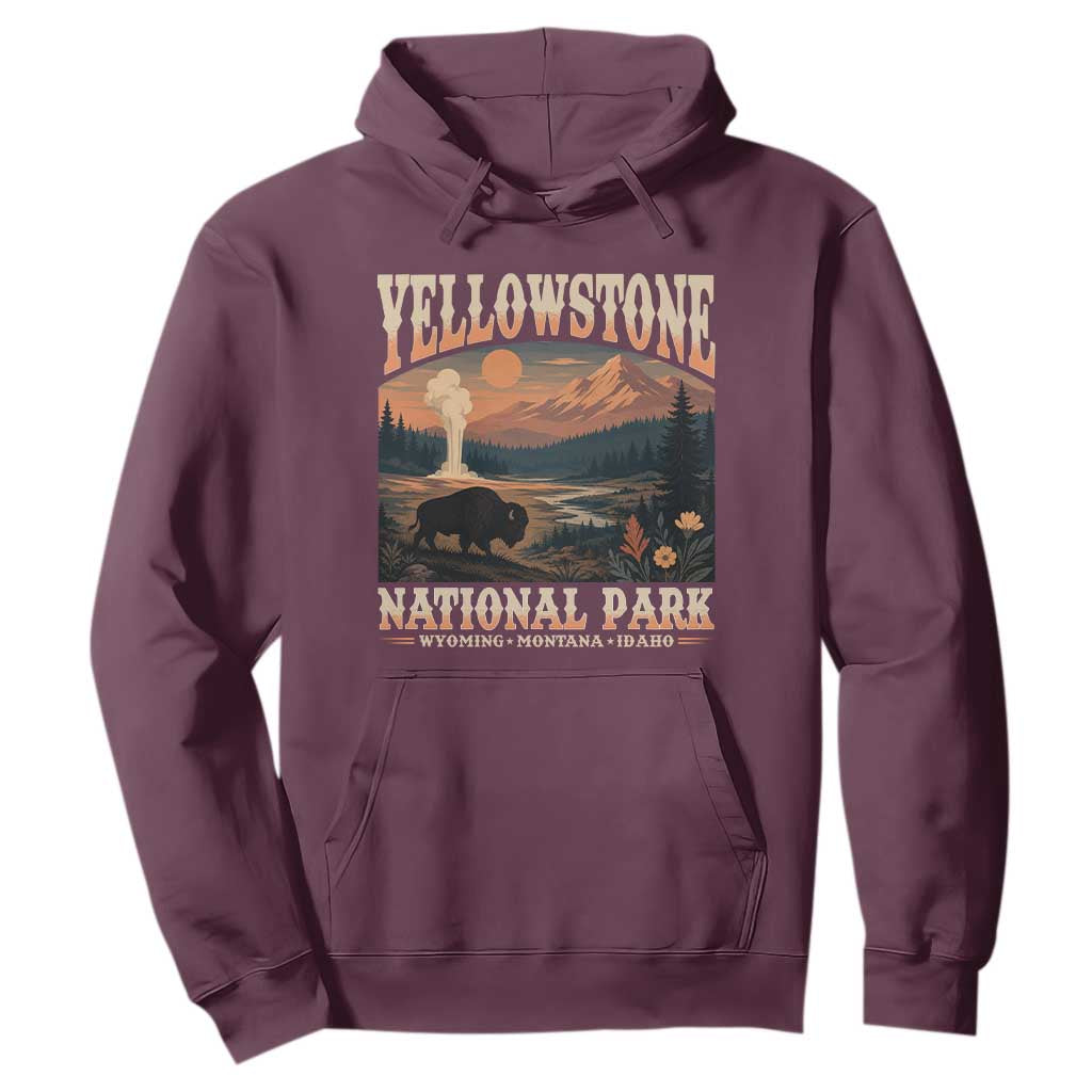 Yellowstone National Park Wyoming Montana Idaho Hoodie Vintage Bison Geyser