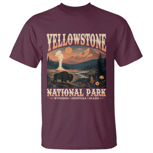 Yellowstone National Park Wyoming Montana Idaho T Shirt Vintage Bison Geyser