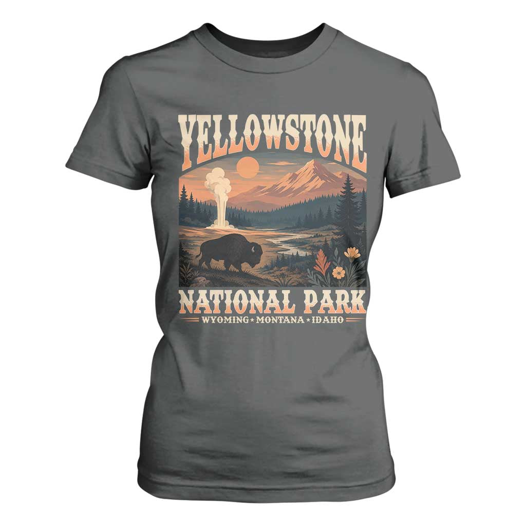 Yellowstone National Park Wyoming Montana Idaho T Shirt For Women Vintage Bison Geyser