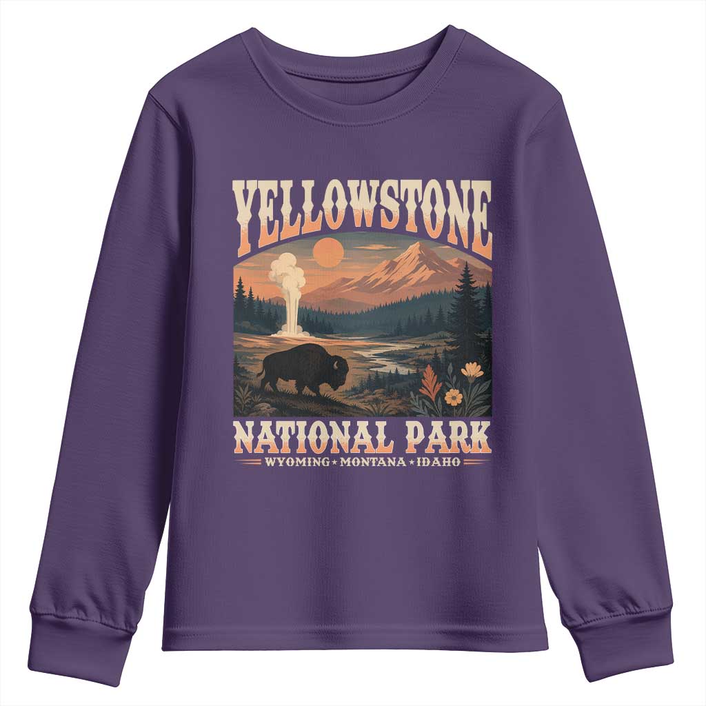 Yellowstone National Park Wyoming Montana Idaho Youth Sweatshirt Vintage Bison Geyser