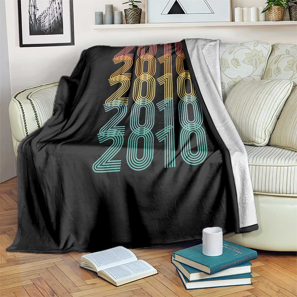 16th Birthday Throw Blanket Vintage 2010 Retro 16 Years Old Birthday