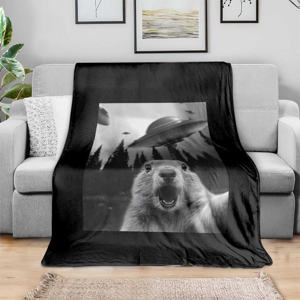 Funny Groundhog Selfie With Alien UFOs Weird Ground Hog Day Throw Blanket TS11 Print Your Wear