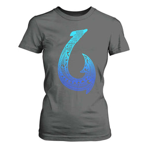 Tribal Makau Hawaiian Fish Hook Pacific Islander Hawaiian T Shirt For Women TS11 Dark Heather Print Your Wear