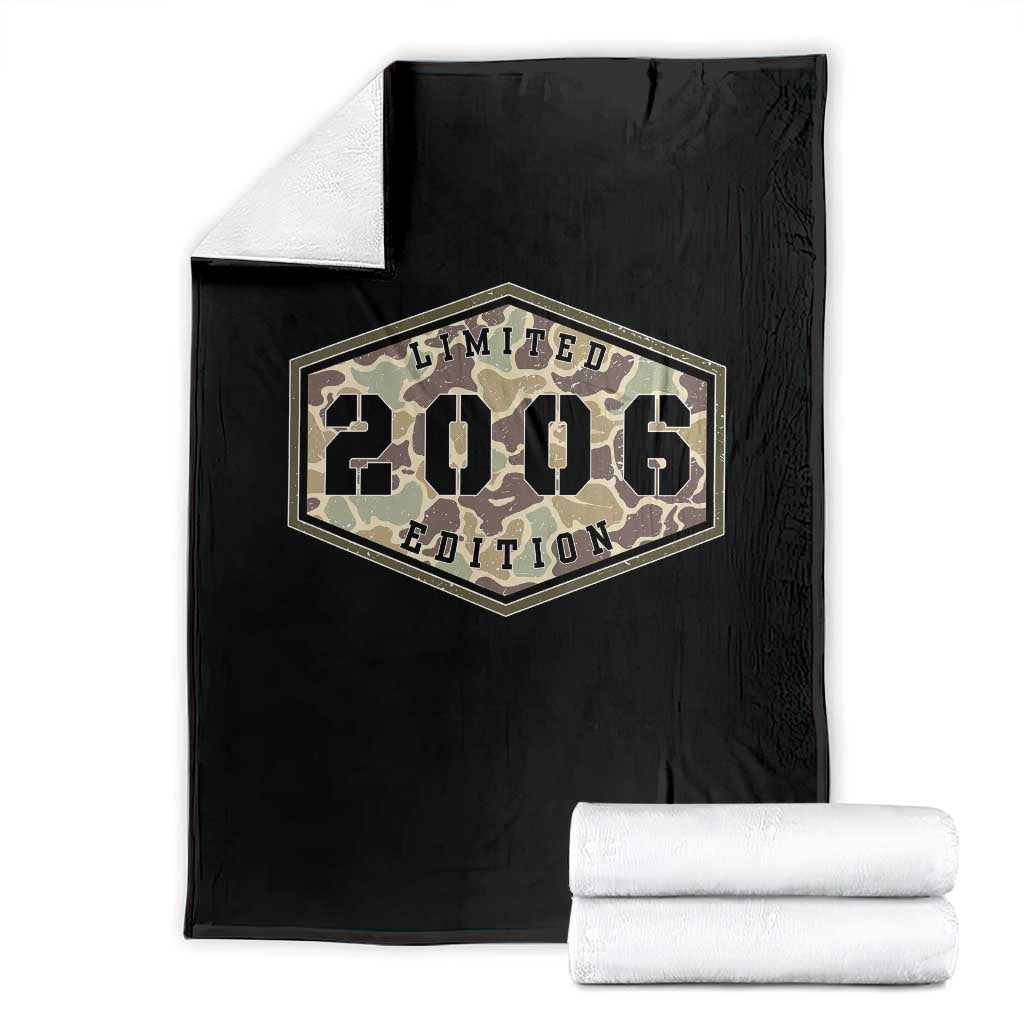 20th Birthday Hunting Throw Blanket 2006 Limited Edition Vintage Camouflage Gifts For Turning 20 TS11 Black Print Your Wear