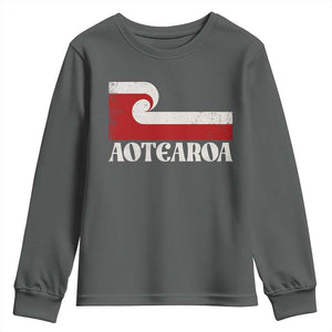 Aotearoa New Zealand Vintage Maori Flag Tino Rangatiratanga Youth Sweatshirt