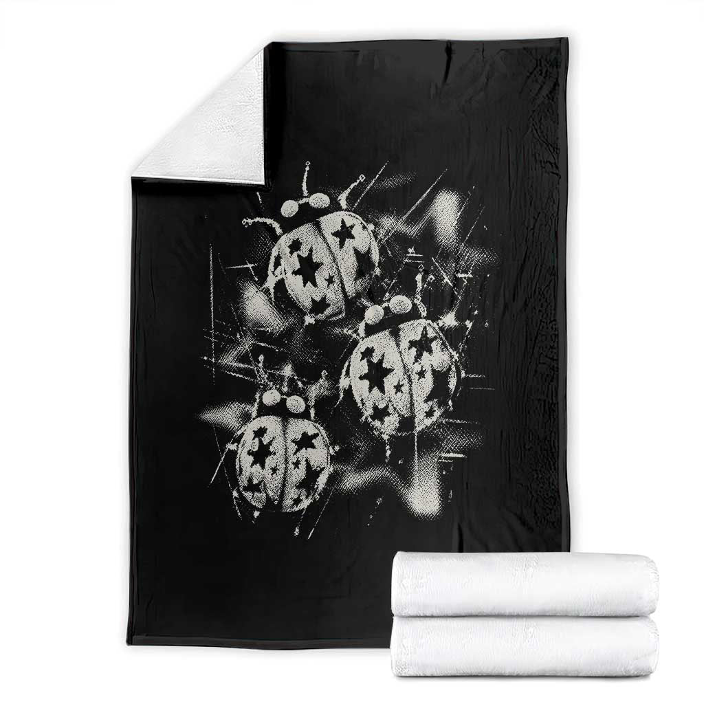 Ladybug Y2k Grunge 2000s Alt 90s Vintage Star Dots Teen Throw Blanket TS11 Black Print Your Wear