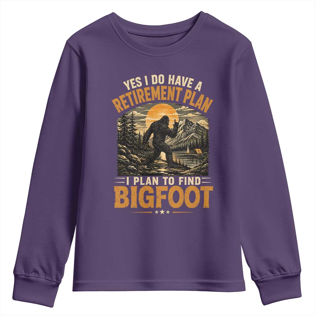 Yes I Do Have A Retirement Plan I Plan To Find Bigfoot Youth Sweatshirt Funny Retired Bigfoot Hunter Retro Forest