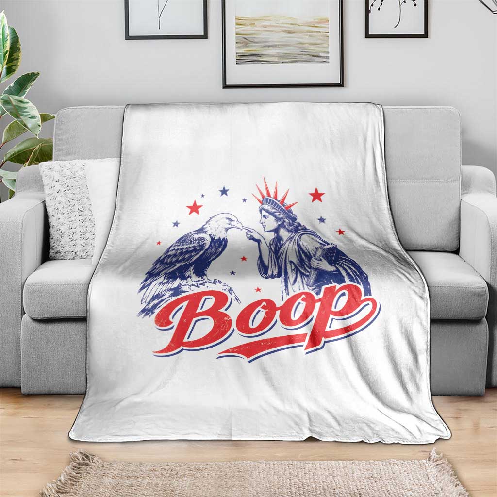 Boop Statue of Liberty and Eagle 4th of July Throw Blanket