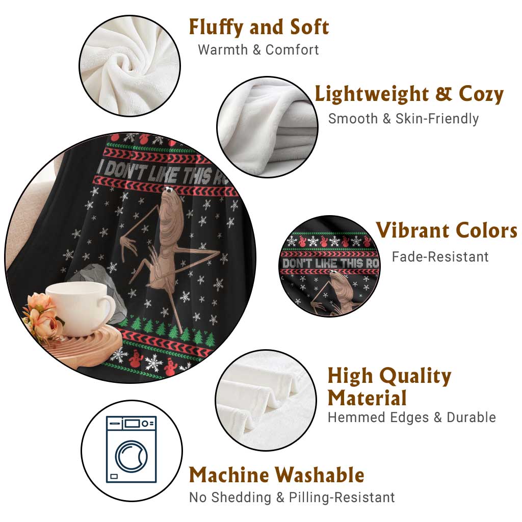 Funny Marcus The Worm Christmas Throw Blanket I Dont Like This Rock Xmas Meme TS11 Print Your Wear